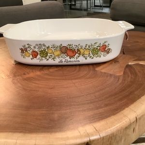 Collectible Vintage Corningware Dish